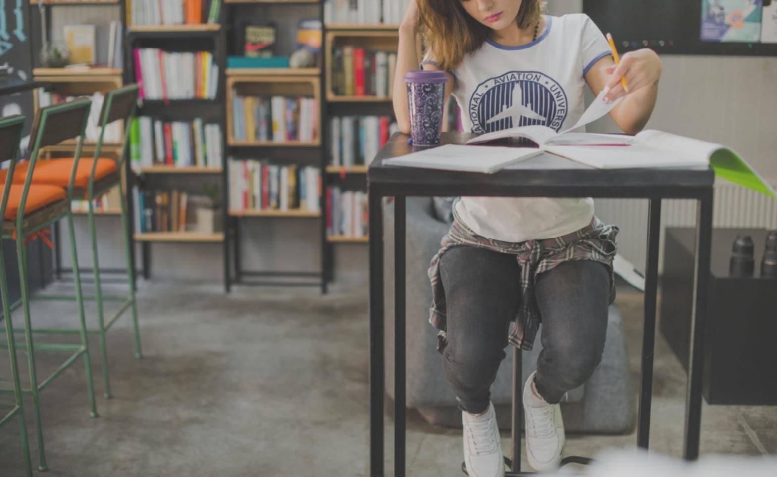 Análisis de datos de seguridad en pantallas de monitorización